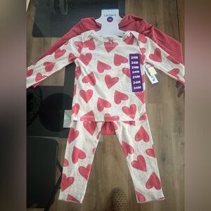 NWT Carter's Pink Heart - 4 Pieces Set - 24M